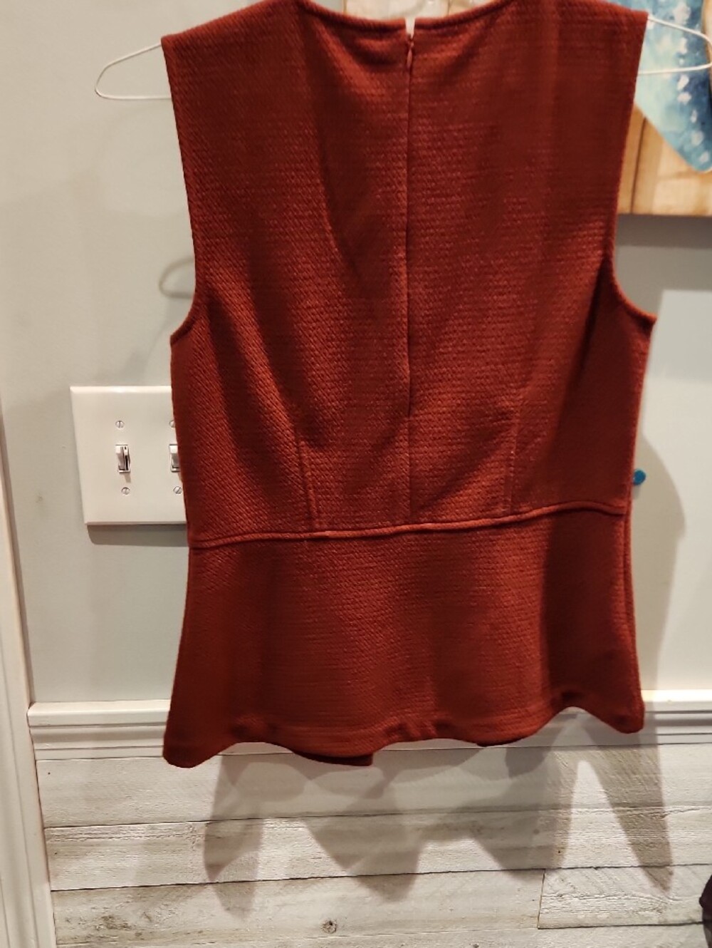 NWT Ann Taylor Textured Sleeveless Peplum Top in Burnt Orange - Picture 5 of 8